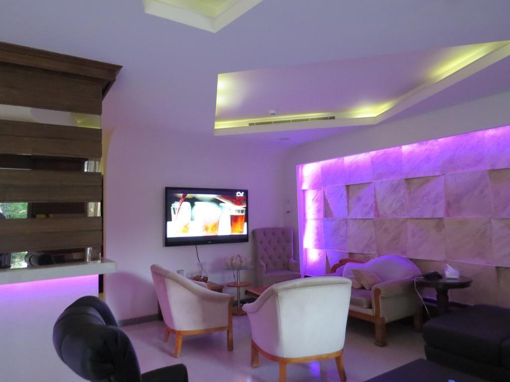 Hotel Le Noble Zouk El Kharab Exterior foto